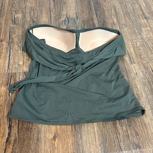 La Blanca Island Goddess Shirred Convertible Tankini Top Forest Green - Picture 2 of 5